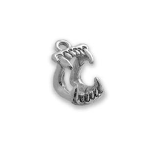 Fang Charm-Watchus