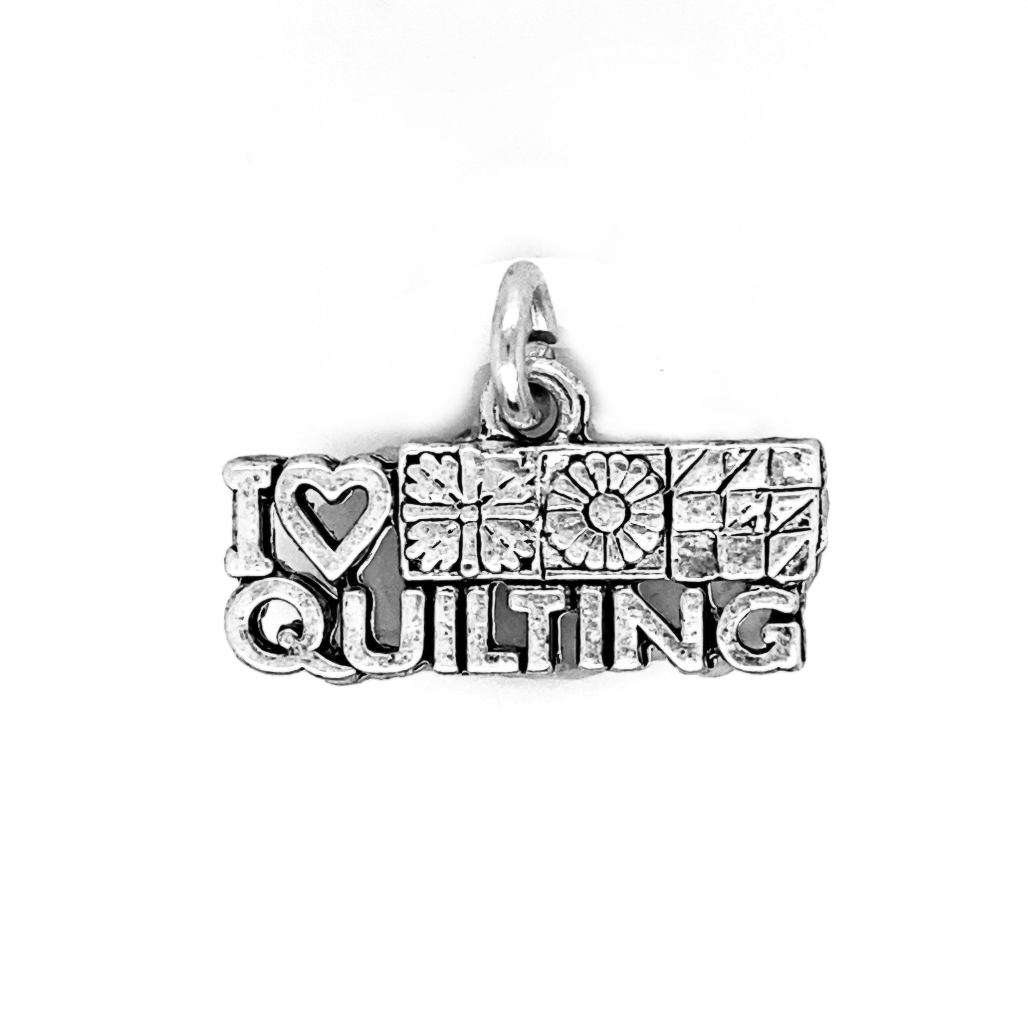 I Love Quilting Word Silver Plated 40 Mils Charm